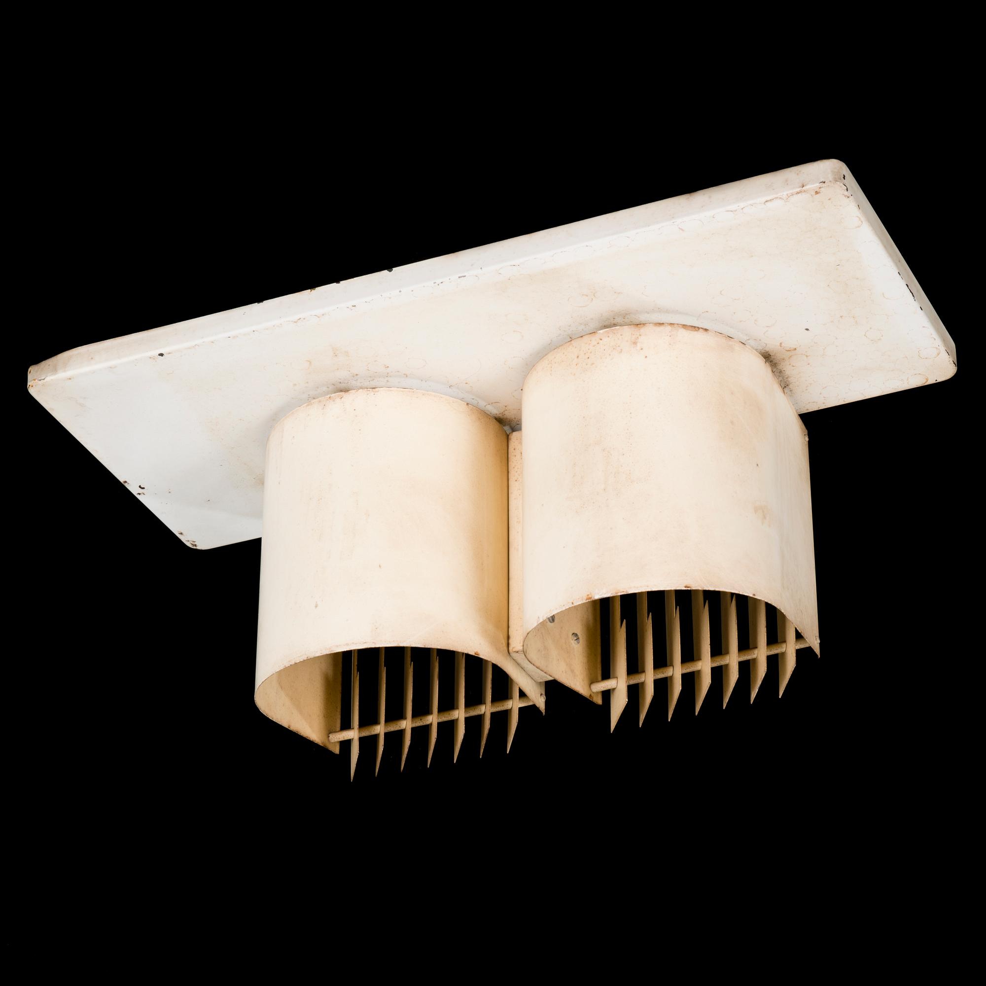 ALVAR AALTO, kattovalaisin, malli AE-7055, Itsu 1960-luku.