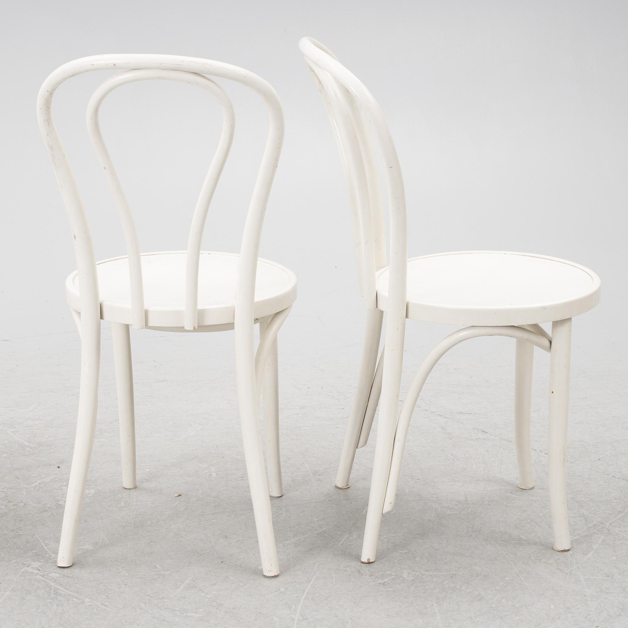 Stolar i böjträ, 6 st med en pall, 1900-talets andra hälft.