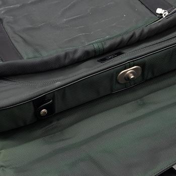 Louis Vuitton, resegarderob.