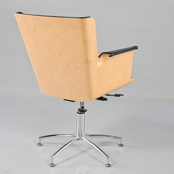 KARMSTOL, "Vinga", Åke Axelsson för Galleri Stolen AB, 2002.