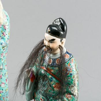 Two Chinese porcelain figures, 20th century.