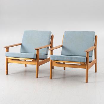 Poul Volther, a pair of armchairs, Gemla, mid-20th century.