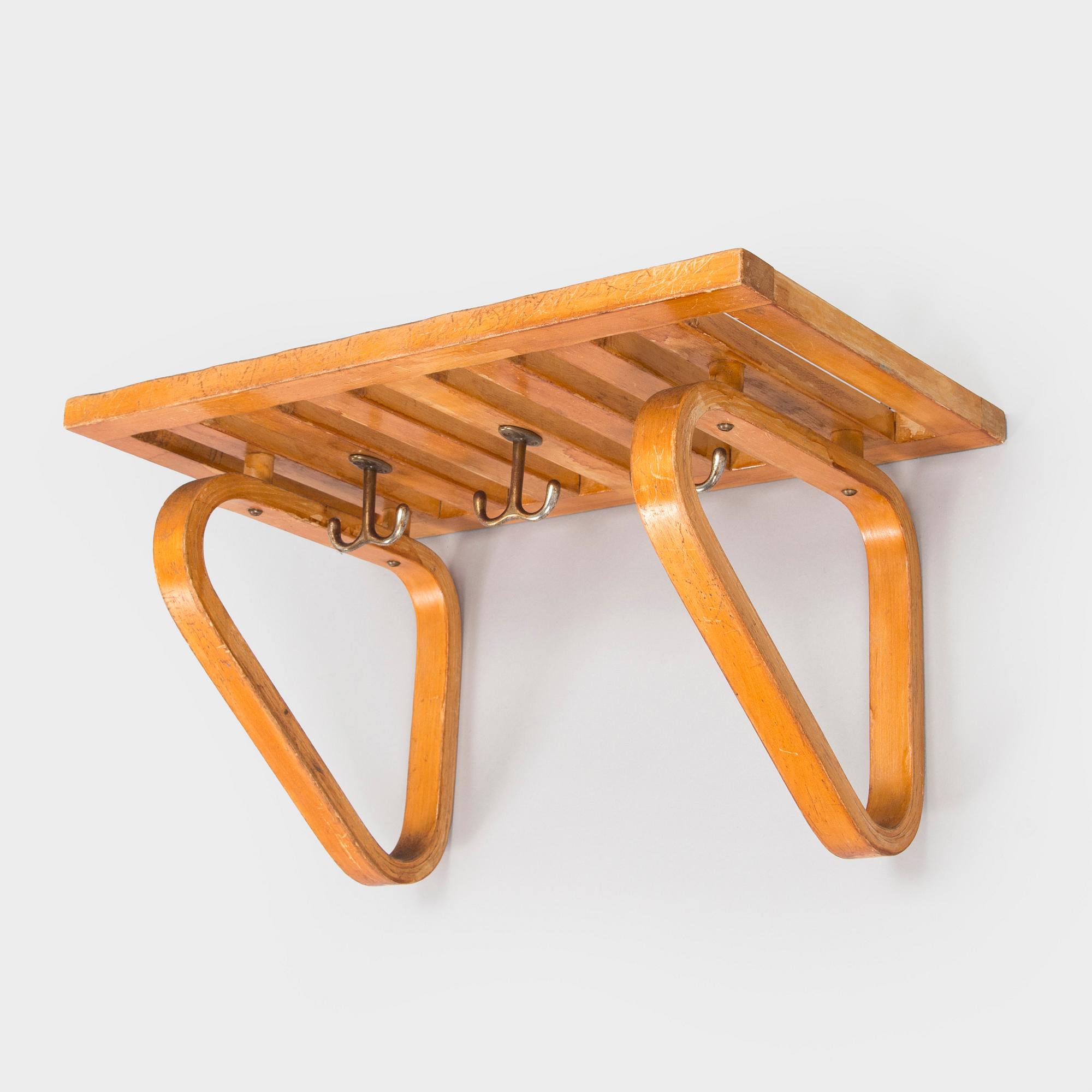 Alvar Aalto, A 1930s coat hanger, model 113, for O.Y. Huonekalu- ja Rakennustyötehdas A.B.