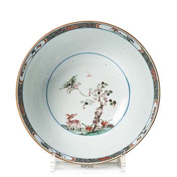 Bålskål, porslin. Qingdynastin, Kangxi (1662-1722).