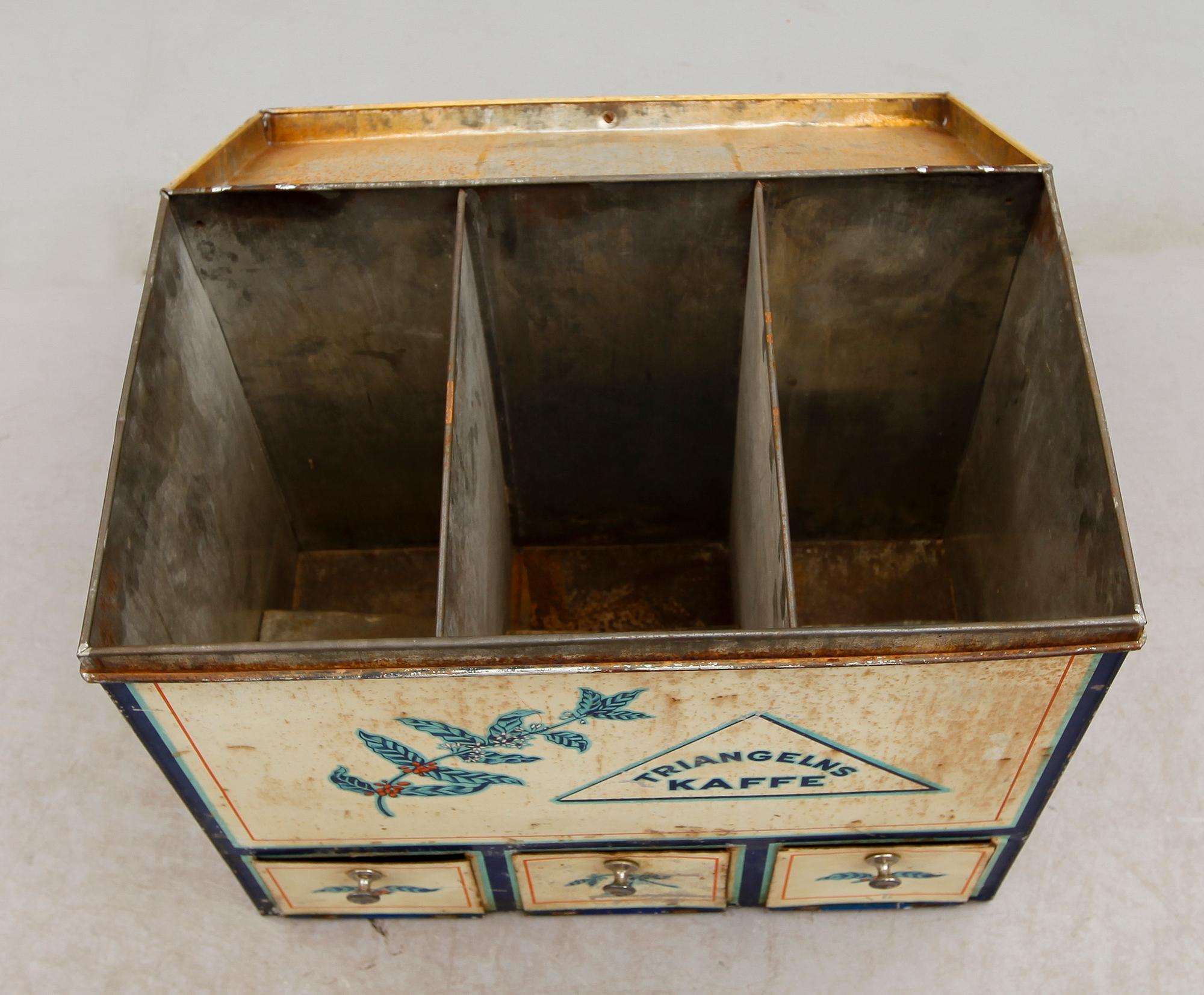 KAFFEBOX, plåt, Triangelns Kaffe, 1900-taltes mitt.