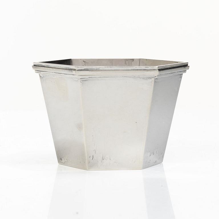 Wiwen Nilsson, Skål/bägare, sterlingsilver, Anders Nilsson, Lund 1961.