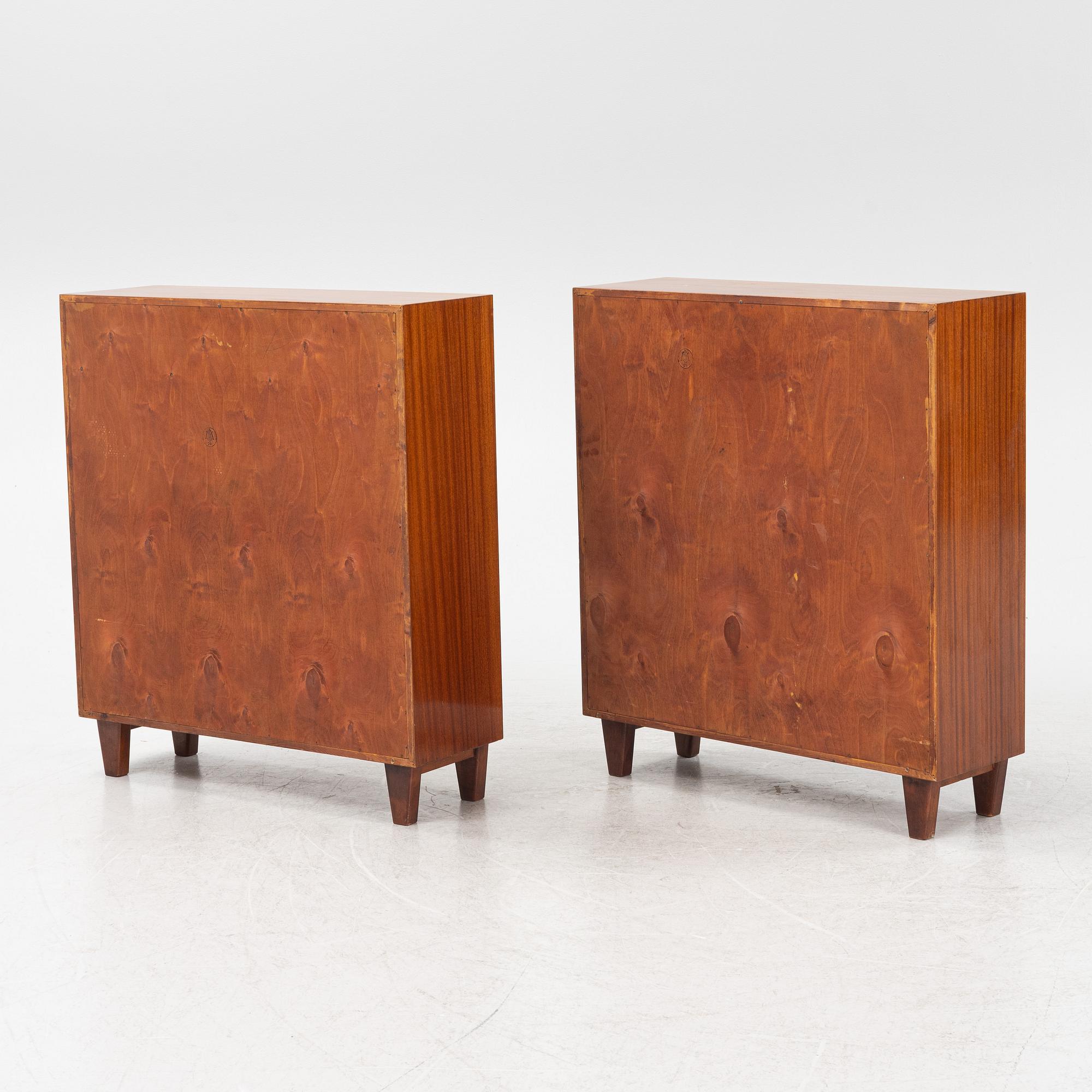 Bokhyllor ett par, 1940-tal.