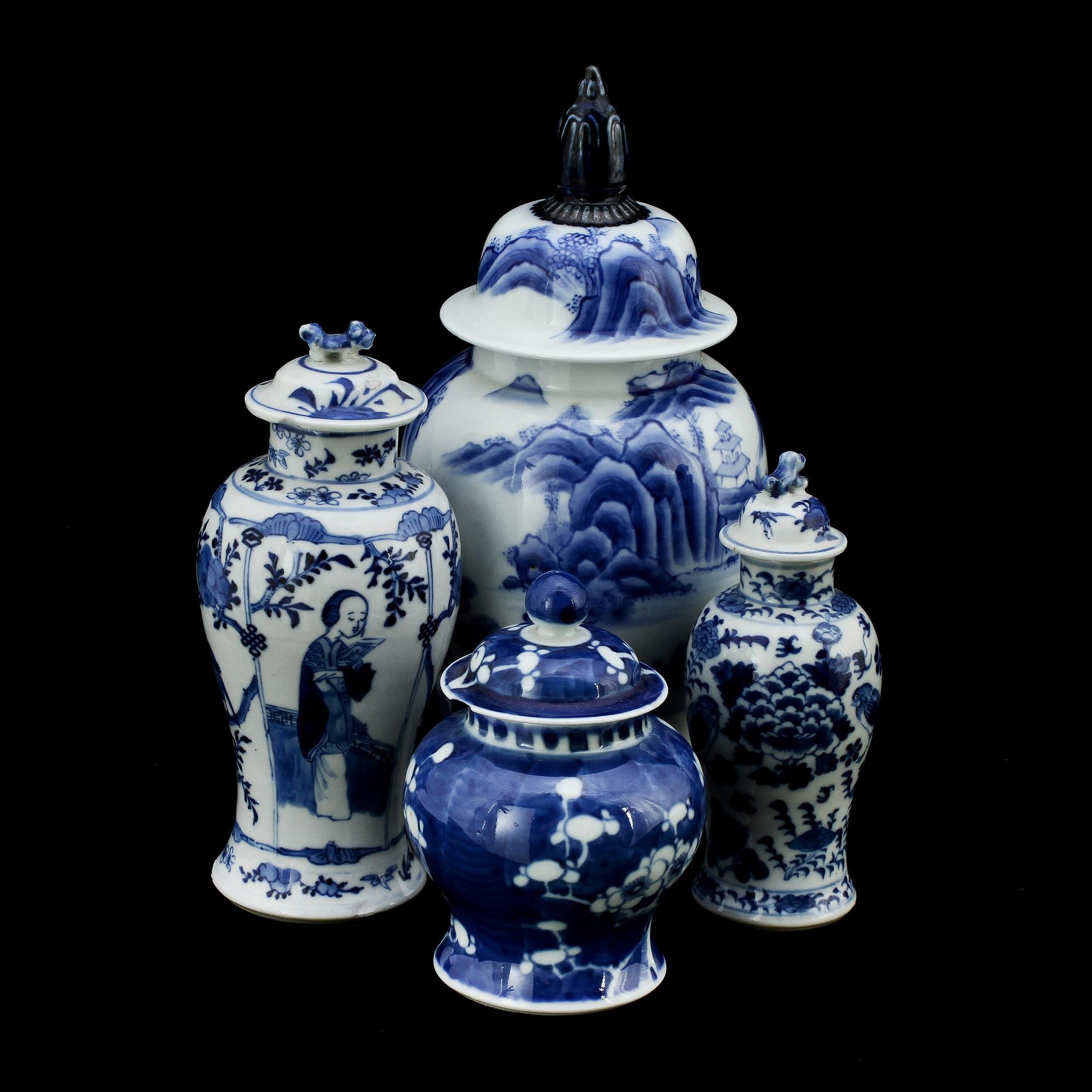 LOCKURNOR, 4 st, porslin, Kina, 1800/1900-tal.