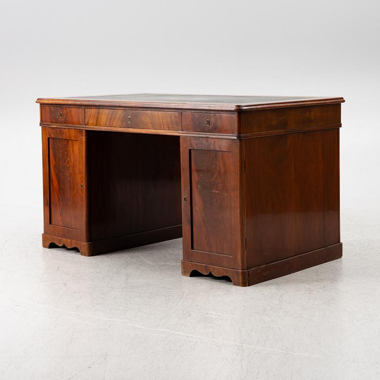 August Saul, skrivbord, Stockholm, 1800-tal.