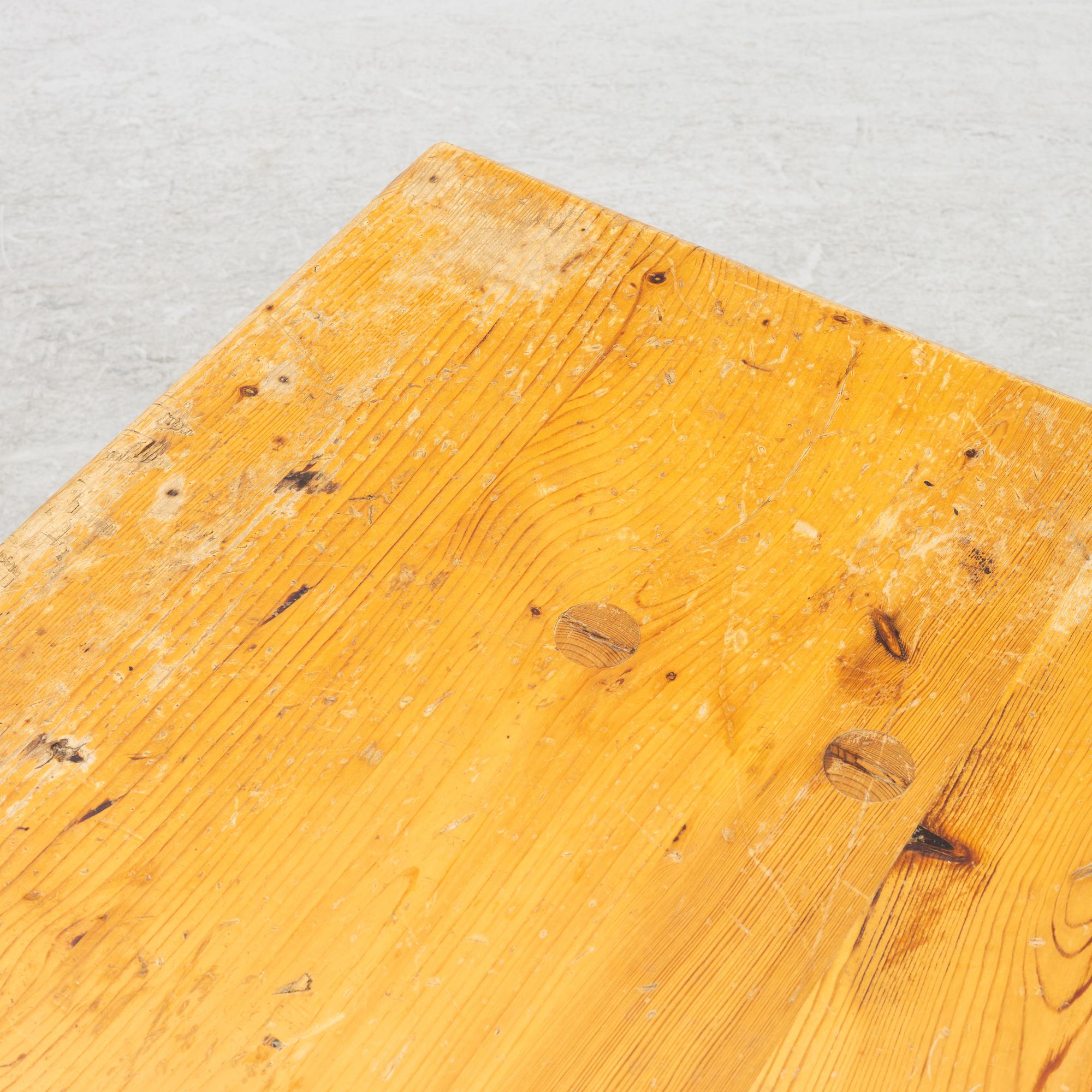 Roland Wilhelmsson, soffbord, “Kvadrat”, Ågesta, 1973.