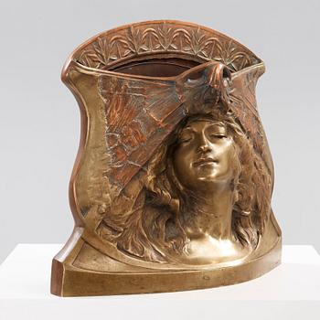 A Paul-François-Simon Berthoud Art Nouveau patinated bronze jardinière, Paris 1902.