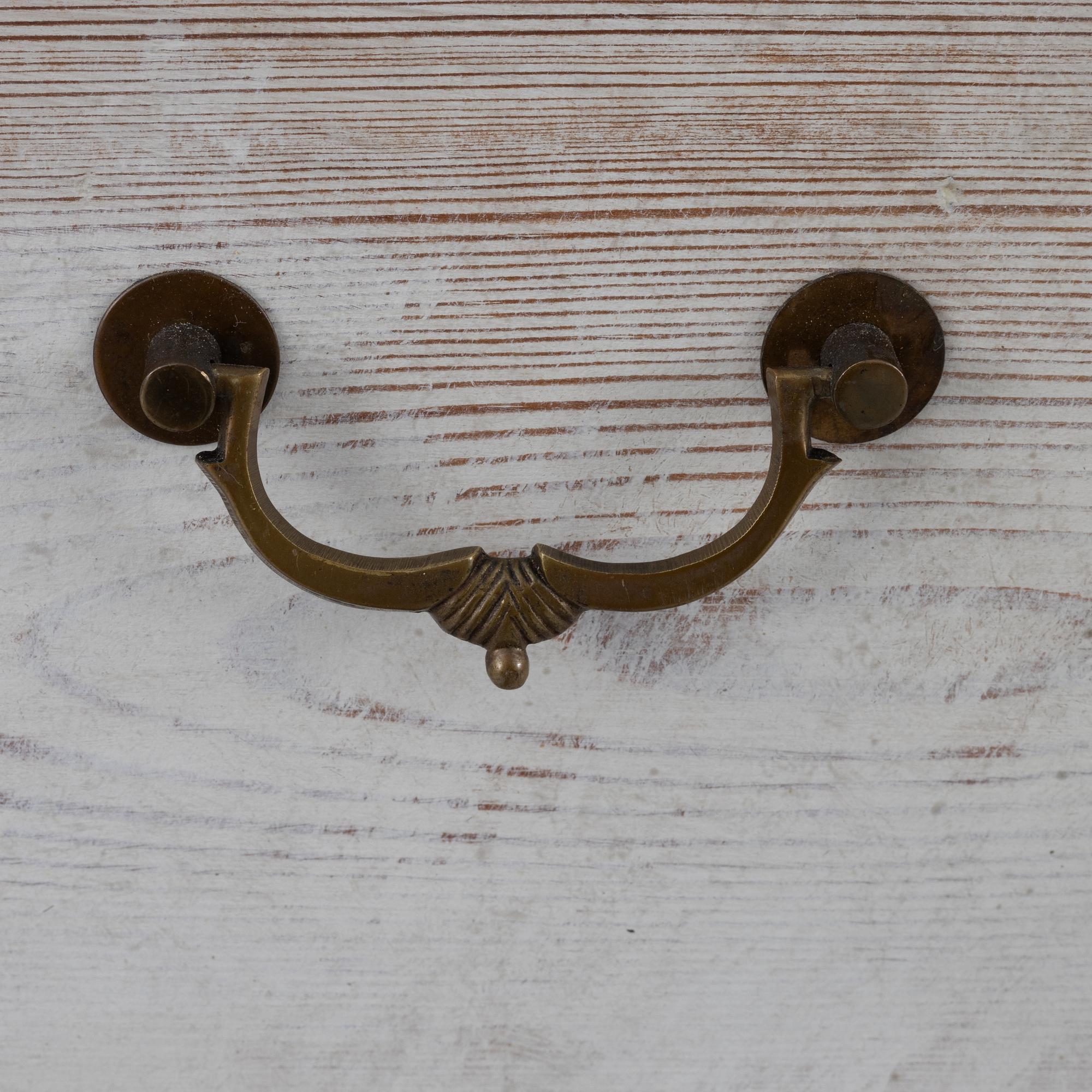 Chest of drawers, 19th century.
