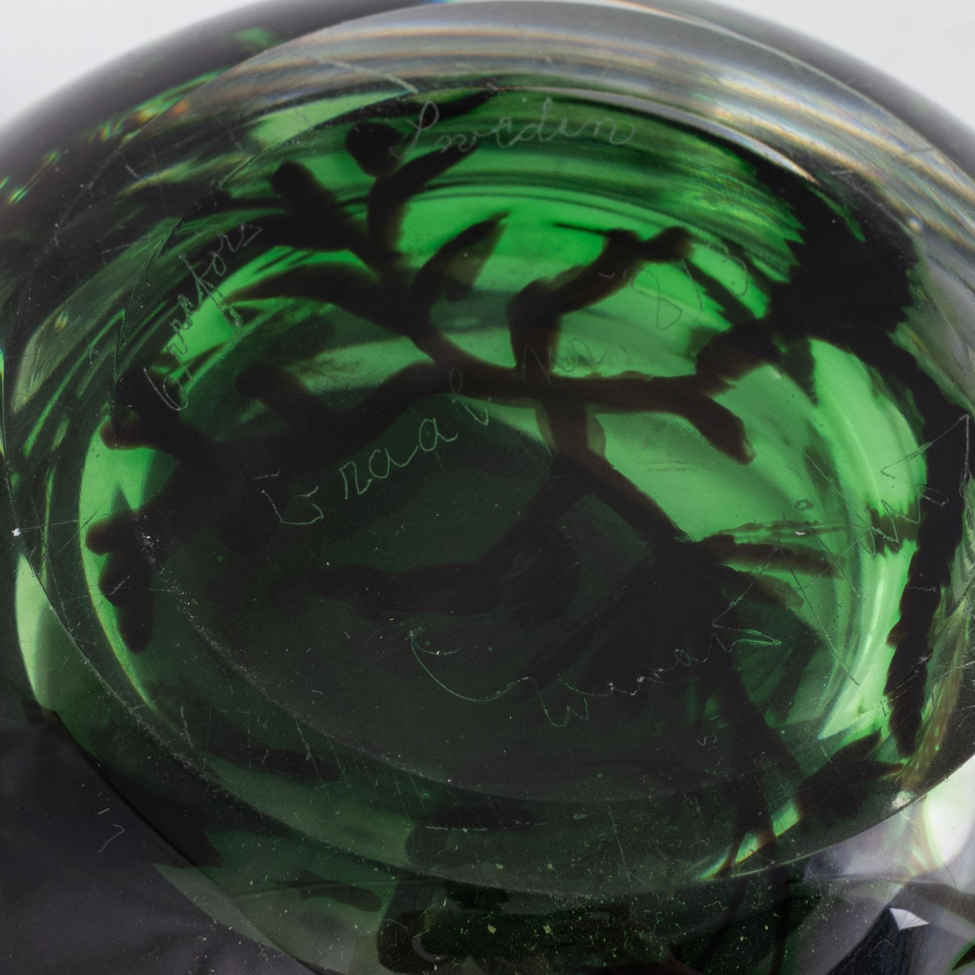 Edward Hald, skålar, 2 st, "Fiskgraal", Orrefors.