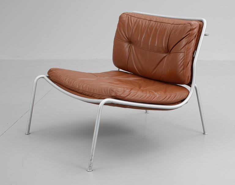 FÅTÖLJ. Design Piero Lissoni.
