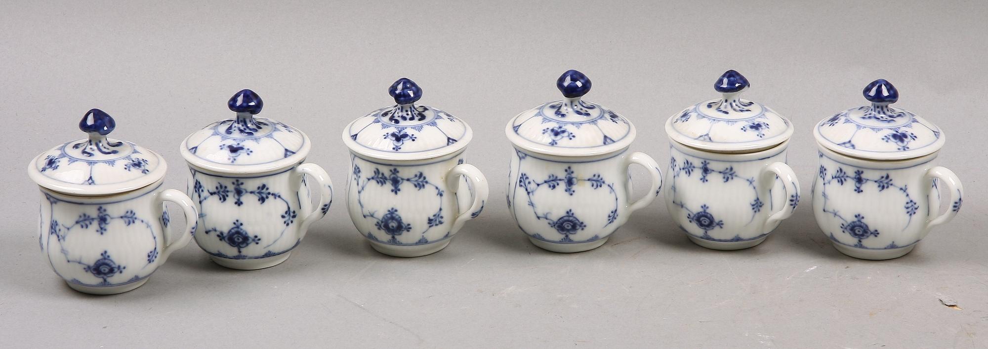 CREMEKOPPAR, 6 st, porslin, Royal Copenhagen.