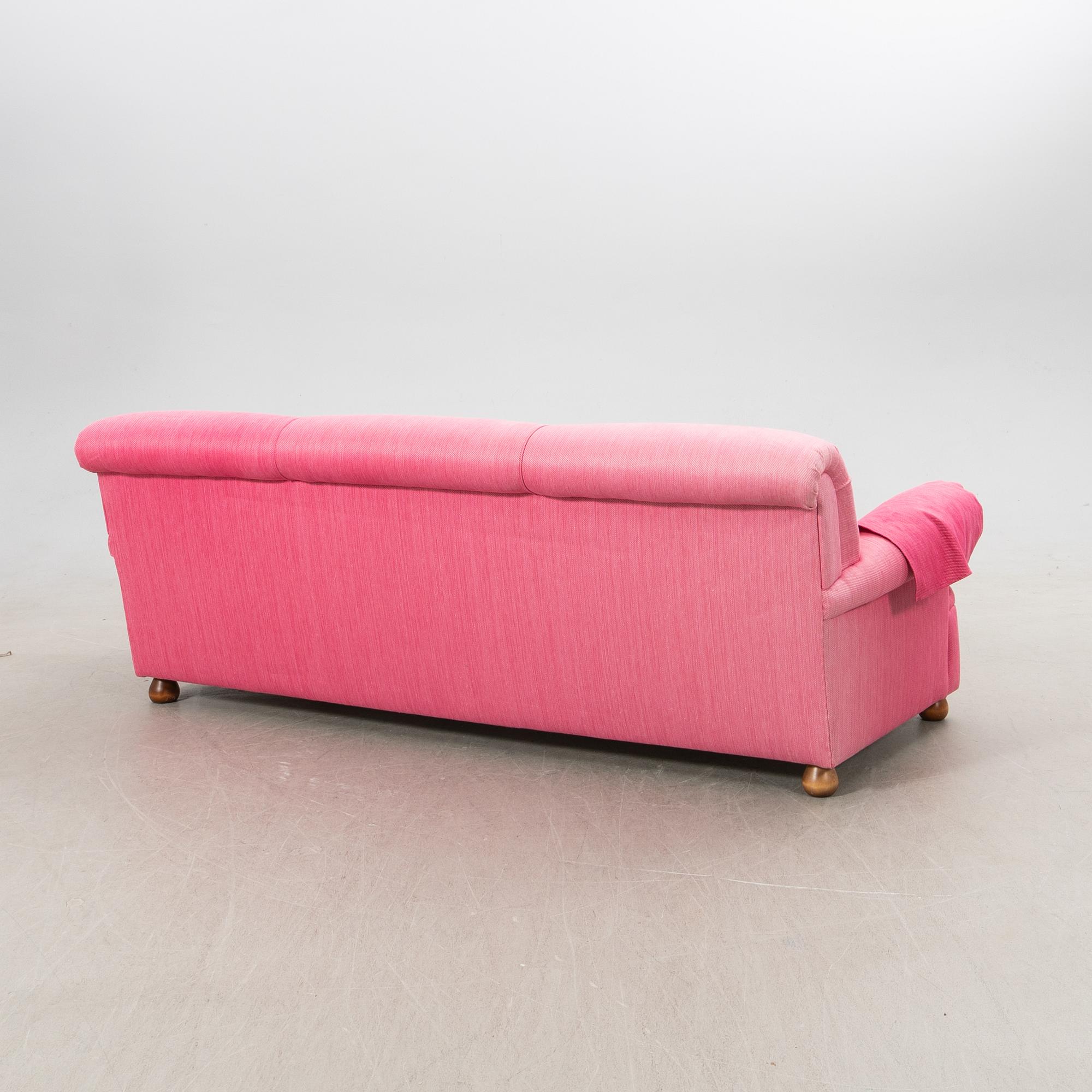 Josef Frank, sofa, model 703 for the company Svenskt Tenn.