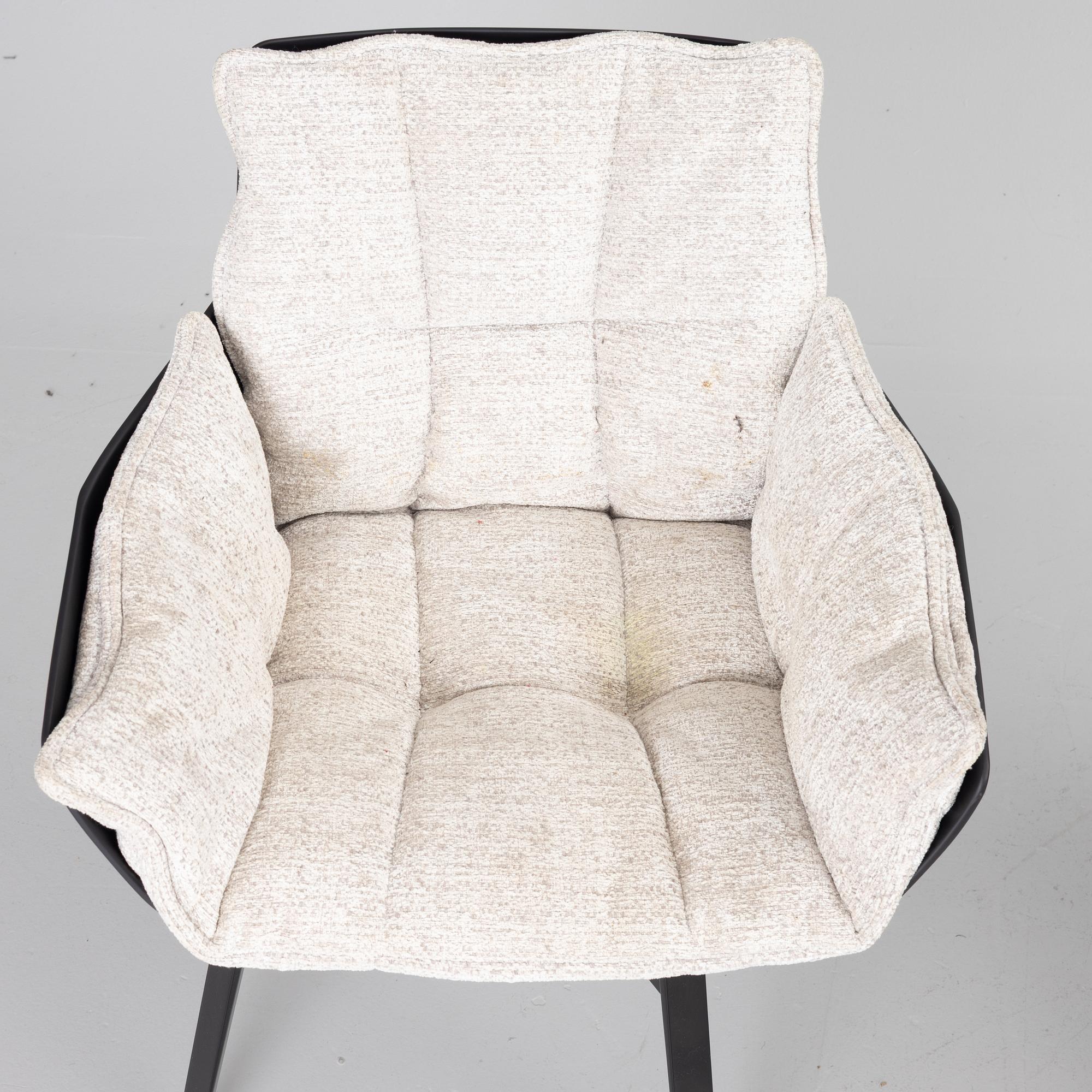 Patricia Urquiola, karmstolar, 10 st, "Husk", B&B Italia.