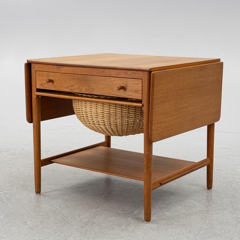 Hans J. Wegner, sewing-/side table "AT-33" Andreas Tuck Denmark.