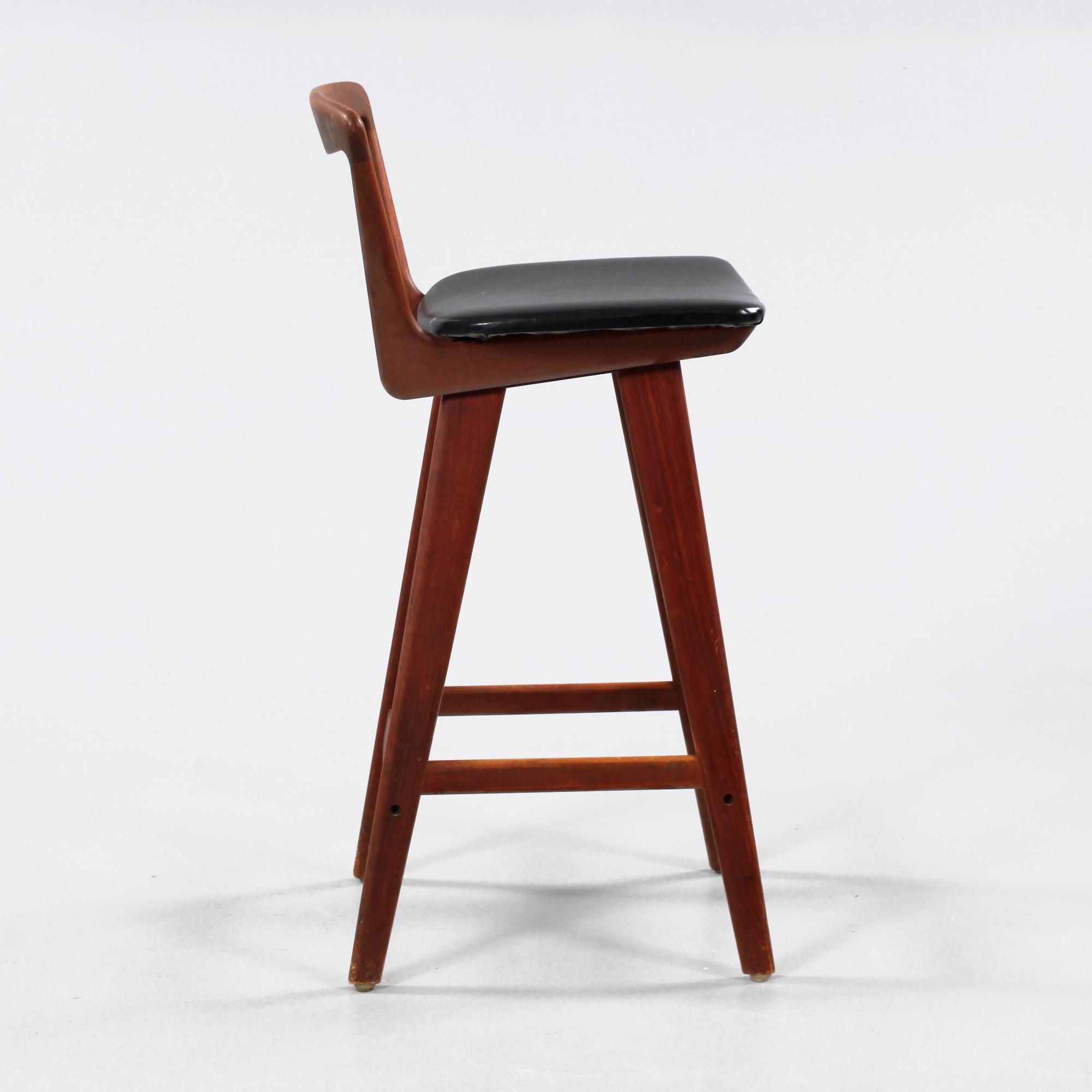 Five bar stools from Brande Möbelindustri, Denmark made in the 1960s.