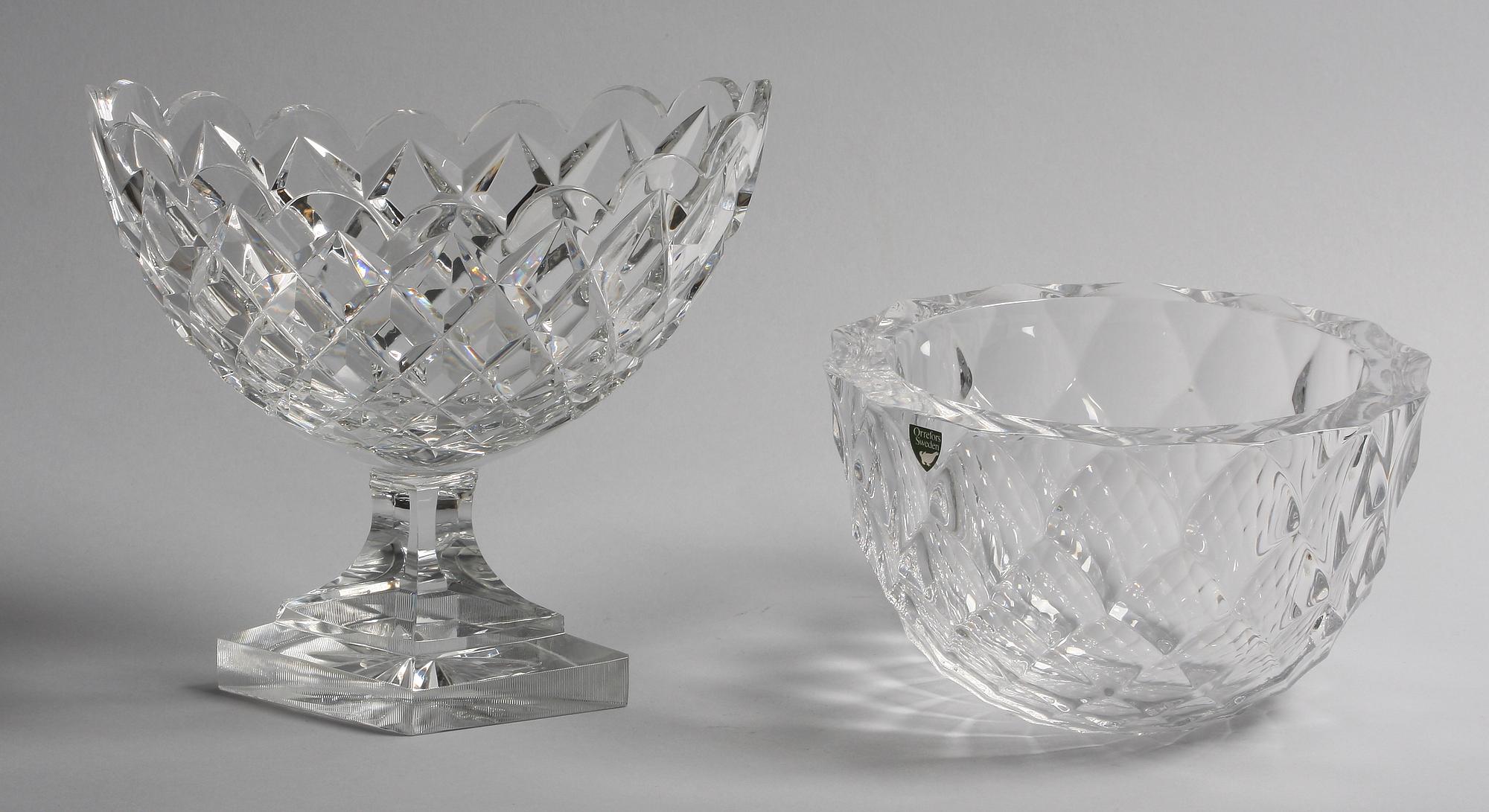 SKÅLAR, 2 st, glas, bla Orrefors, 1900-tal.