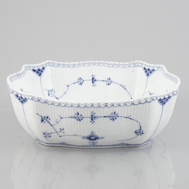 A Large 'Blue Fluted Full Lace' porcelain bowl, Royal Copenhagen, model 1153, 1898-1923.