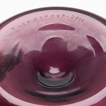 TIMO SARPANEVA, "Fågelflaska", signerad T. Sarpaneva 2500, Iittala.