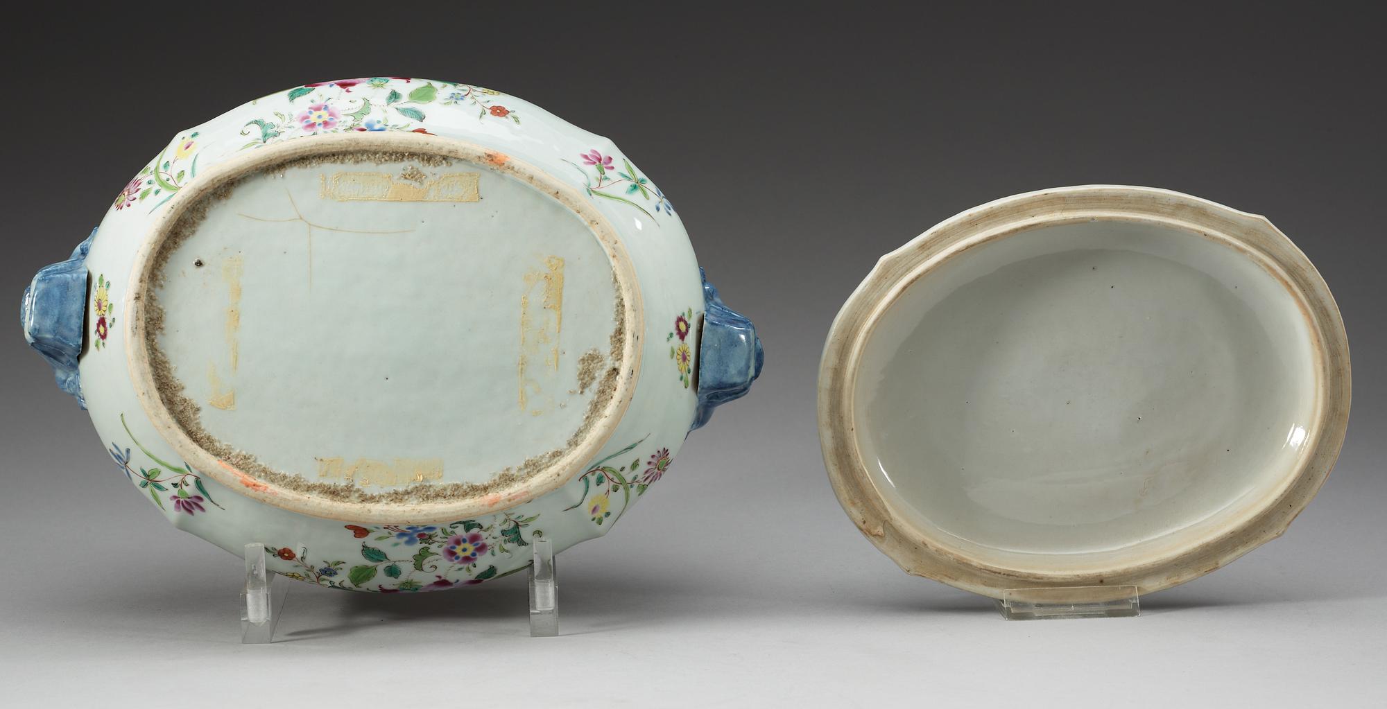 TERRIN med LOCK, kompaniporslin. Qing dynastin, Qianlong (1736-95).