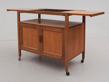 SERVERINGSVAGN, 1900-talets andra hälft.