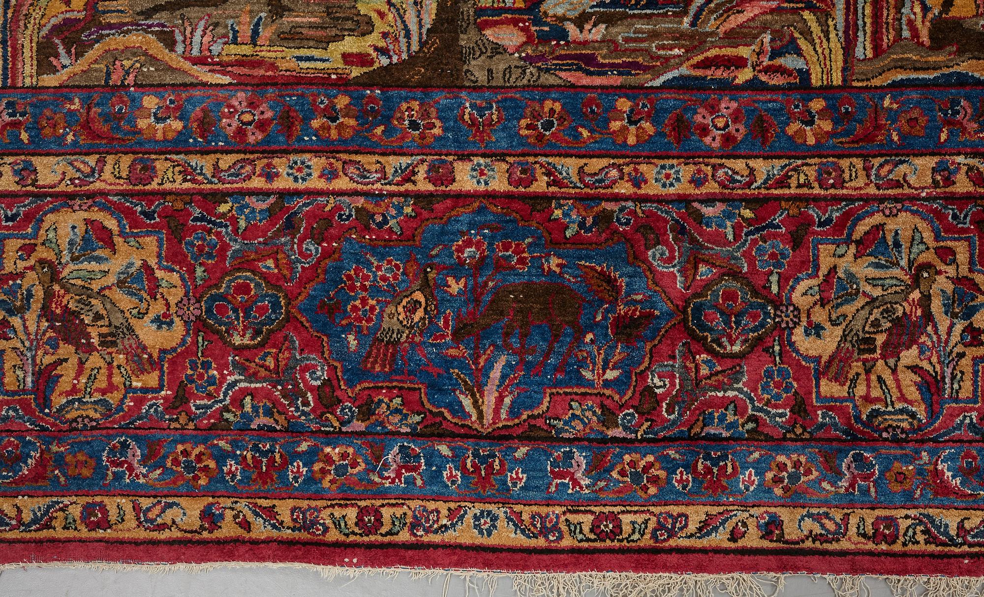 Matta, semiantik silke Keshan figural, ca 309-310 x 204,5-207 cm.