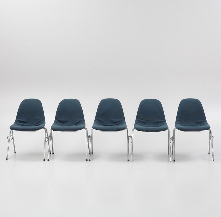 Charles & Ray Eames, five "DDS-I", chairs, license manufactured by Hille of London Ltd, England, 1960's/70's.