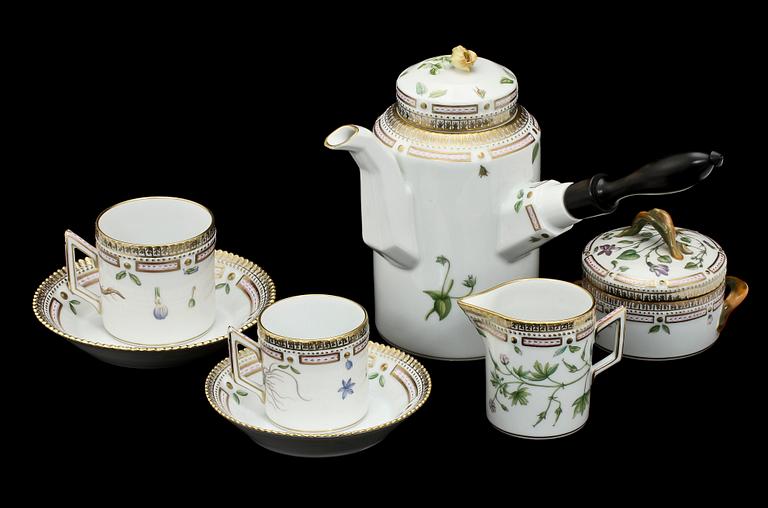 SERVISDELAR, 8 st, porslin, "Flora Danica", Royal Copenhagen, omkring 1900-talets mitt.