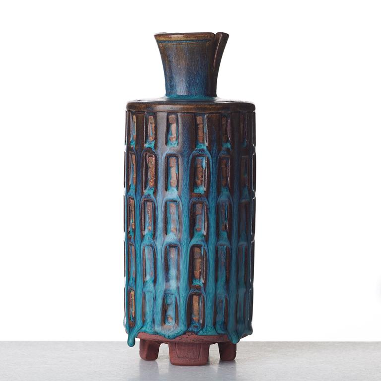 Wilhelm Kåge, a "Farsta" stoneware vase, Gustavsberg studio, Sweden 1952.