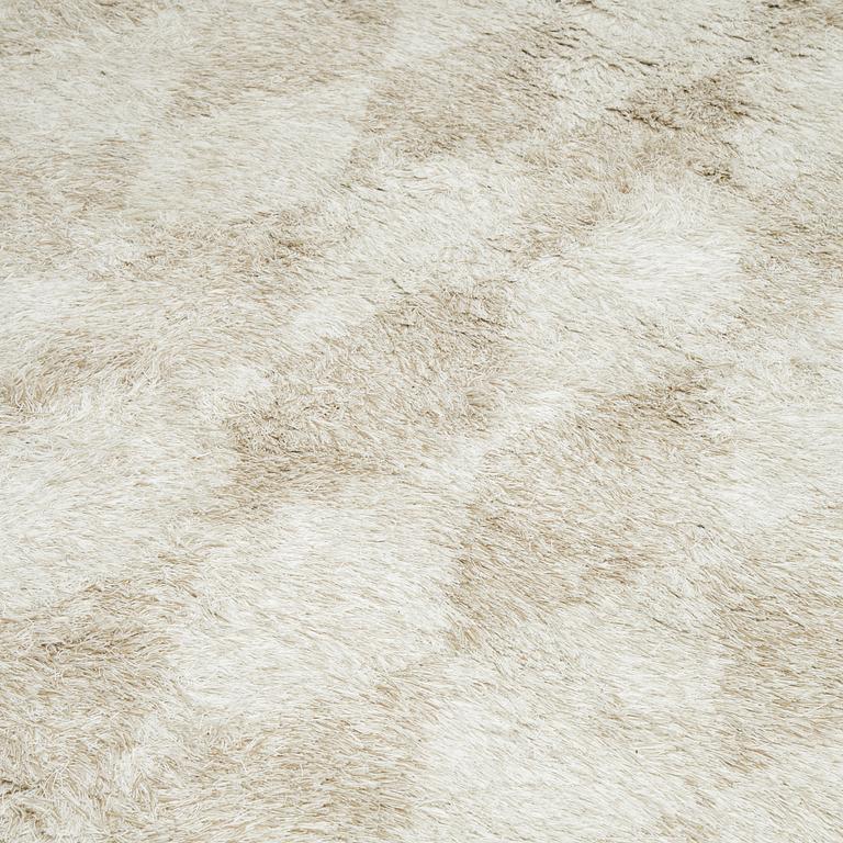 Gunilla Lagerhem Ullberg, a carpet, Fogg "Harlequin" Cream, hand tufted, ca 292-295 x 194-197 cm.