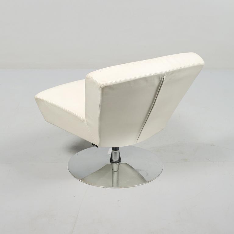 FÅTÖLJ, "Tinto", formgiven av Claesson, Koivisto och Rune för Offecct, 2000-tal.