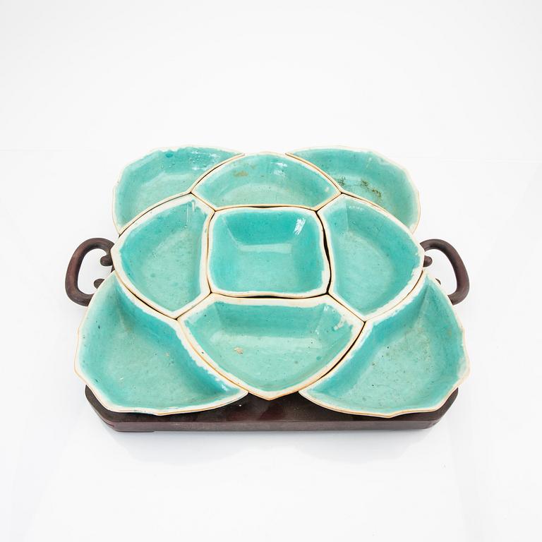 A Chinese 19th/20th century porcelain cabaret.