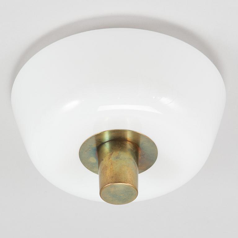Paavo Tynell, A ceiling light for Taito. Made to order 1950.
