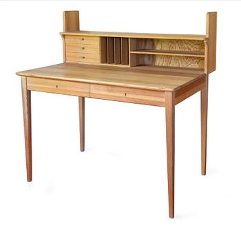 147. A PINE DESK,