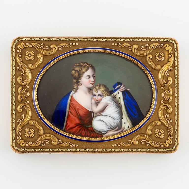 An early 19th century 14K gold box 'en deux couleurs' and enamel miniature, unmarked, possibly Switzerland.