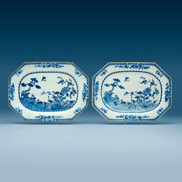 A pair of blue and white serving dishes, Qing dynasty, Qianlong (1736-95).