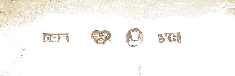 SENAPSKANNA SAMT SALTKAR, ett par, silver, C G Hallberg, Stockholm, omkring år 1900. Tot vikt 126 g.