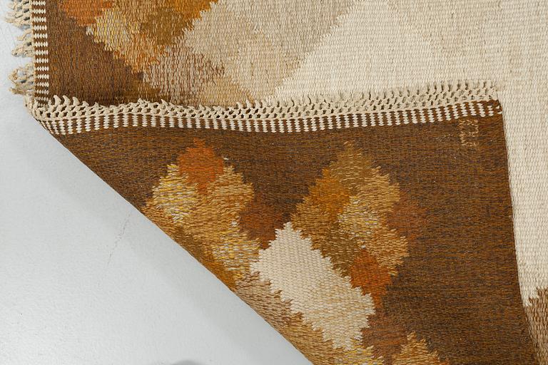 MATTA, rölakan, "Korall", Britta Swefors, 1900-talets andra hälft, 200 x 140 cm.