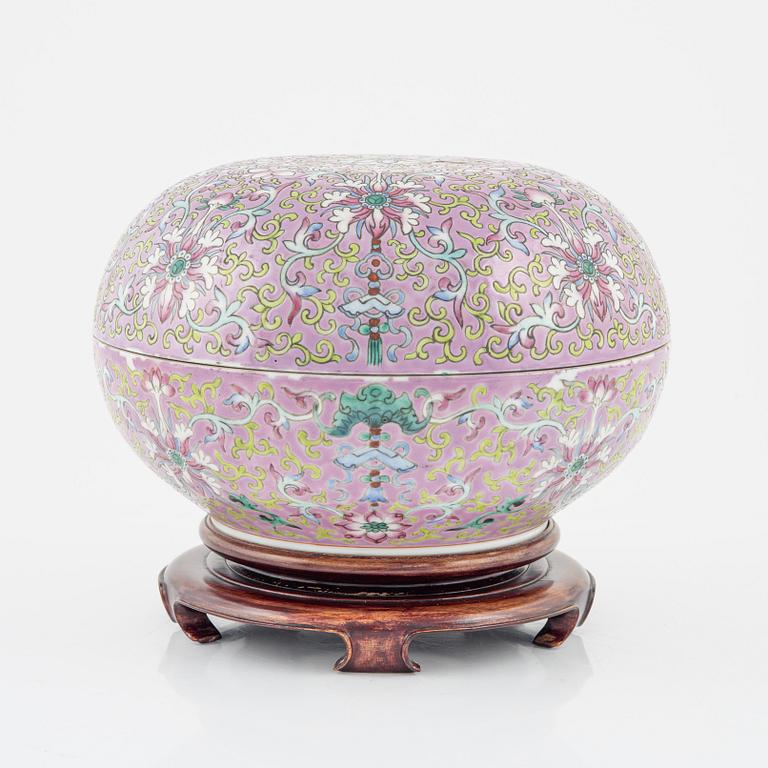 Ask med lock, porslin, Kina, 1800-tal.