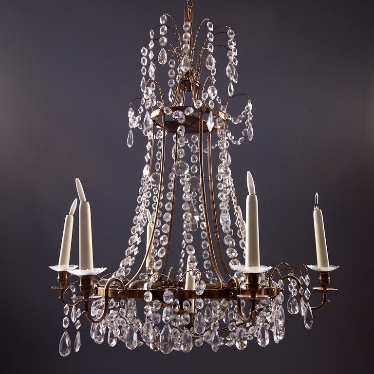 TAKKRONA, sengustaviansk stil, sekelskiftet 1800/1900. Höjd 65 cm.