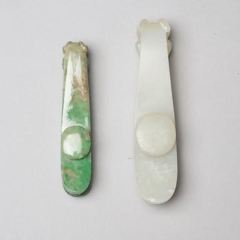 Two nephrite belt buckles, Qing dynasty and early 20th Century.