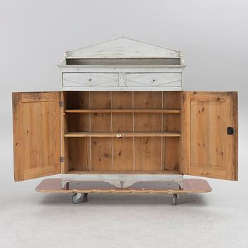 Sideboard.