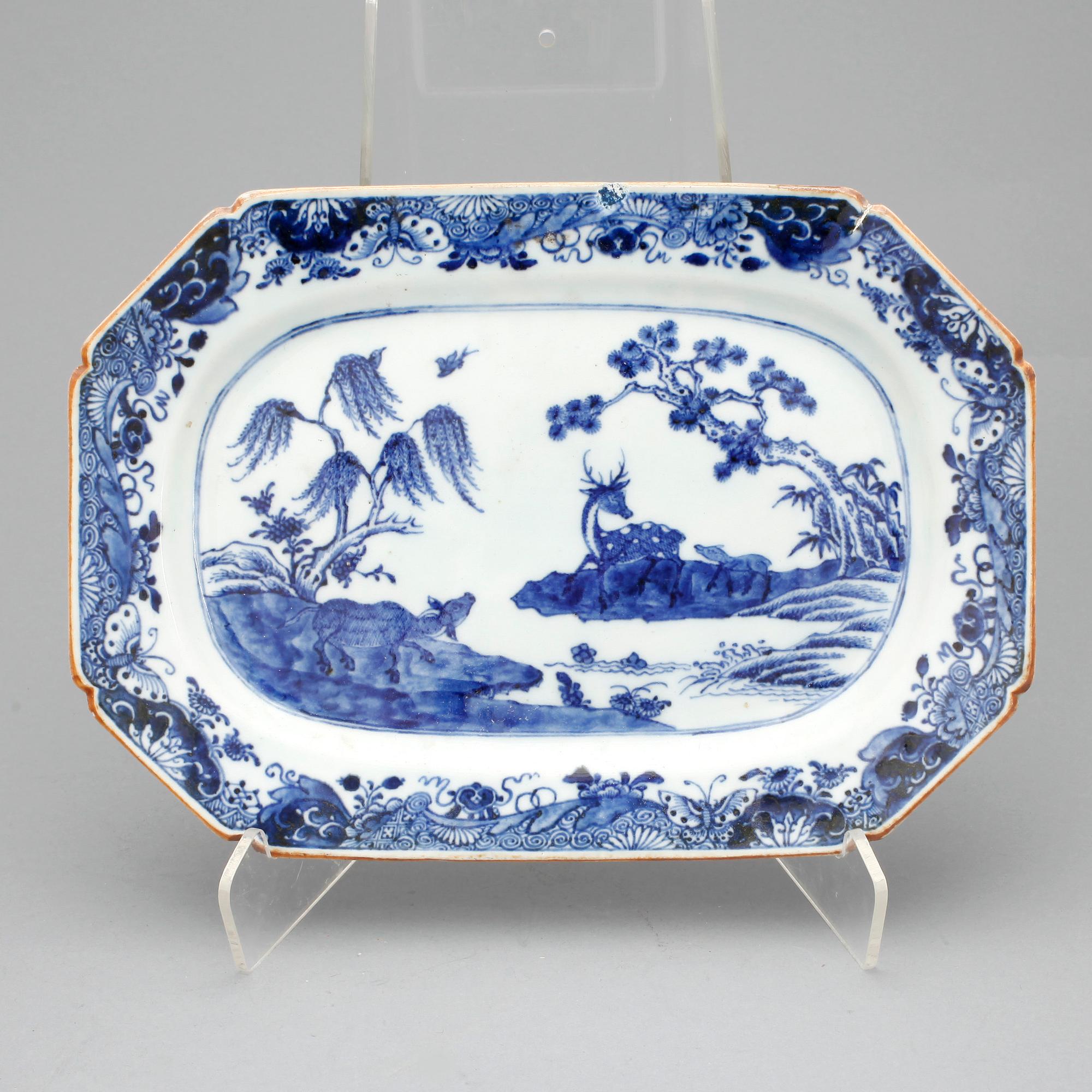 STEKFAT, porslin, Kina, Qing dynastin Qianlong, (1735-1796).