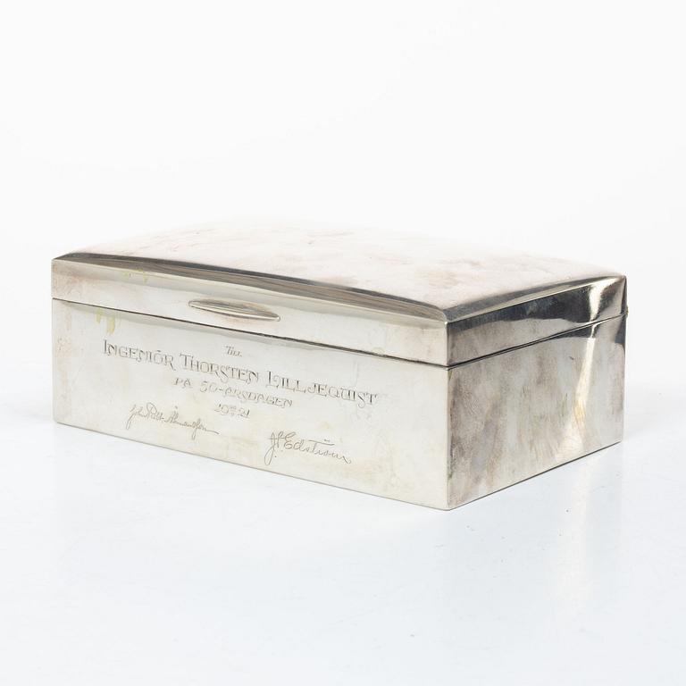 Karl Anderson, Cigar box, silver, Stockholm 1920.