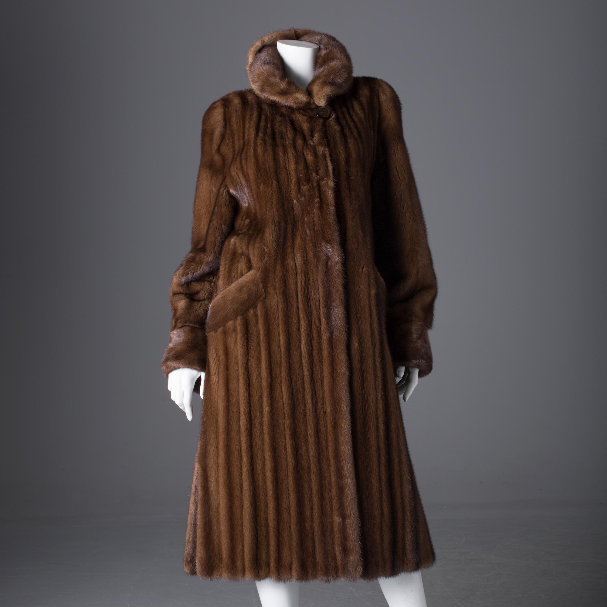 Royal saga mink fur coat shop