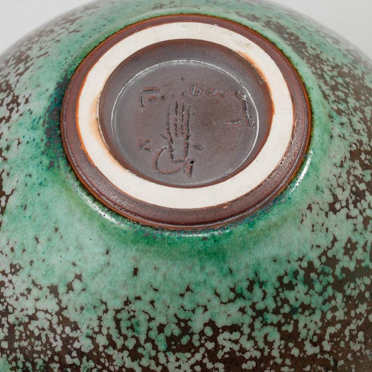 VAS, stengods, Berndt Friberg, Gustavsberg, 1900-talets tredje kvartal.