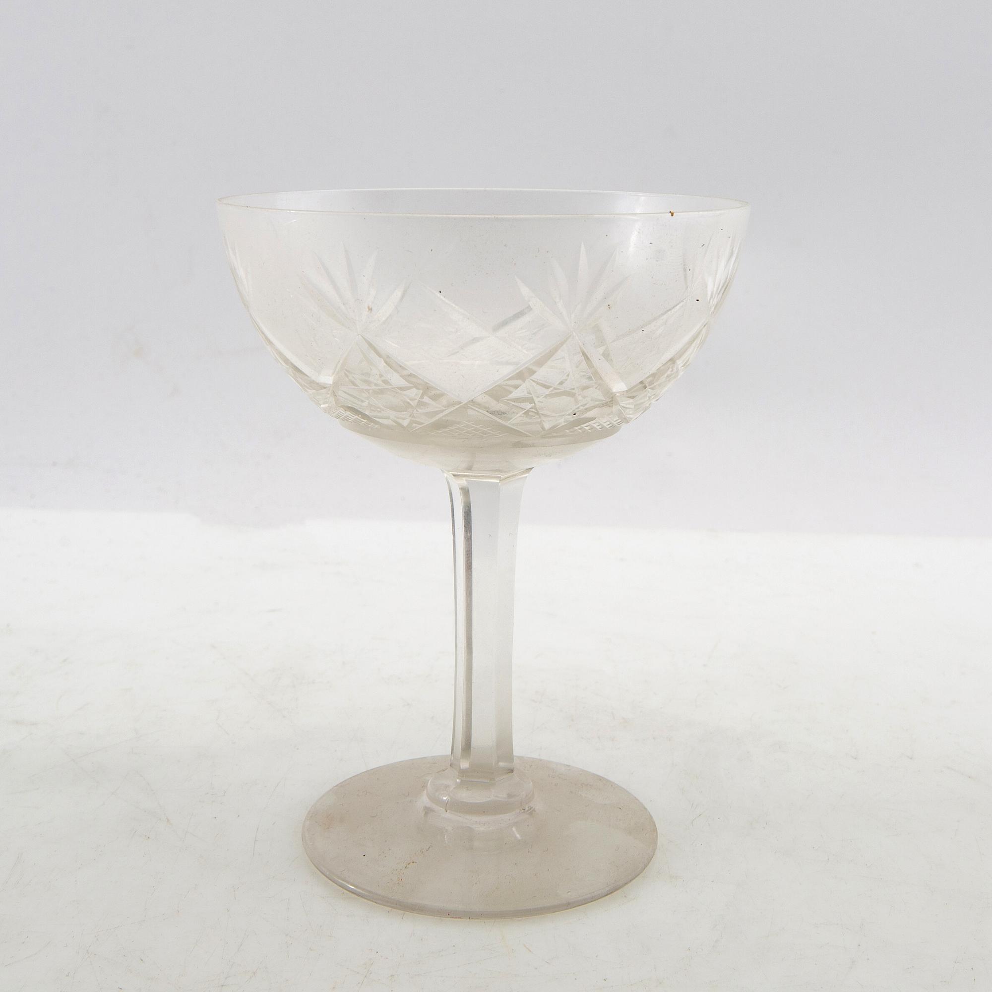 Service 52 pcs, early 20th century, cut glass.